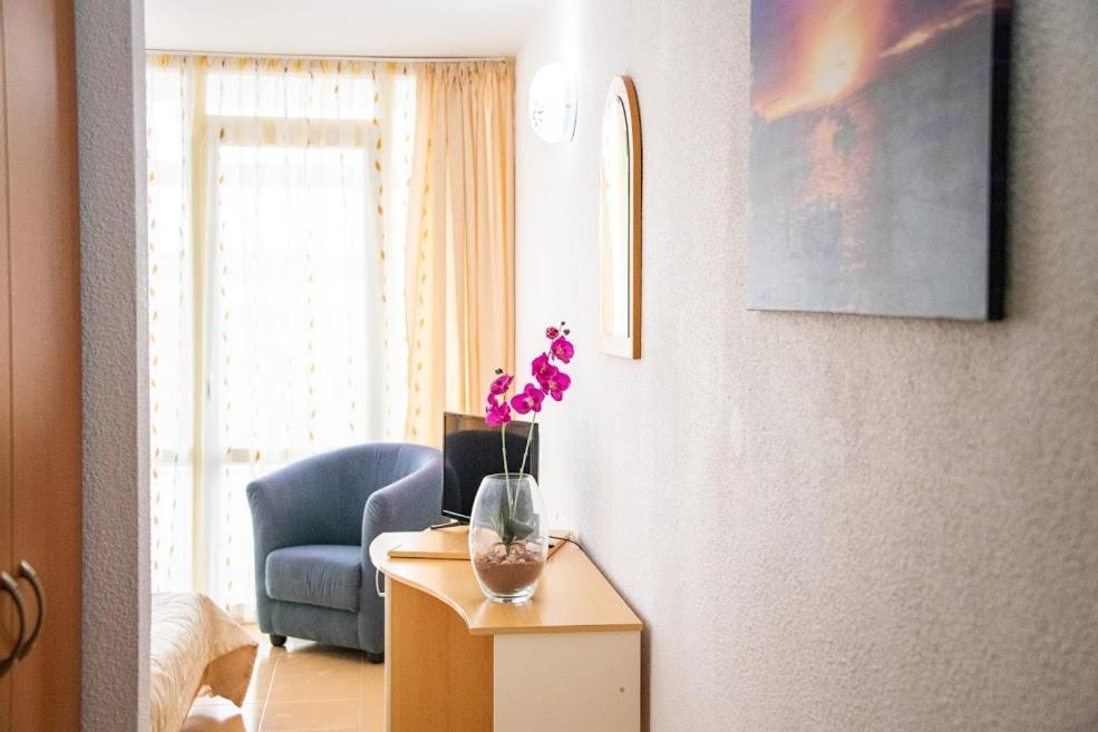 Hotel Mures Saturn Bagian luar foto