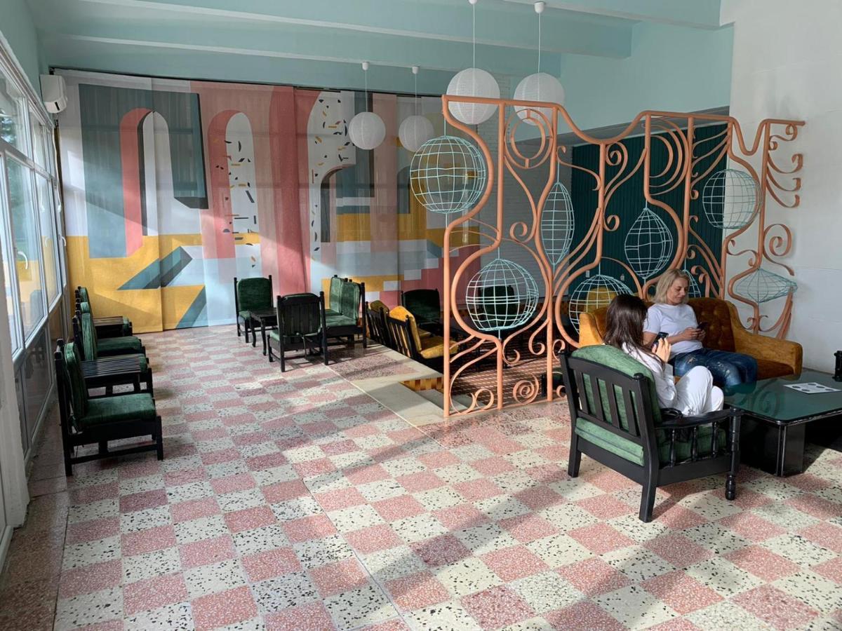 Hotel Mures Saturn Bagian luar foto